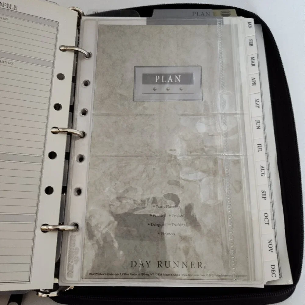 Day Runner Black Zippered Planner